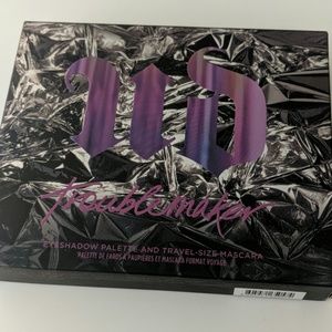Urban Decay Troublemaker Palette & Mini Mascara